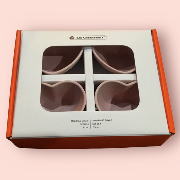 Le Creuset Stoneware Mini Heart Bowls Set of 4 (Sugar Pink) - Picture 4 of 4